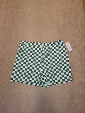 Wild Fable Women’s Checkerboard Green and White Shorts